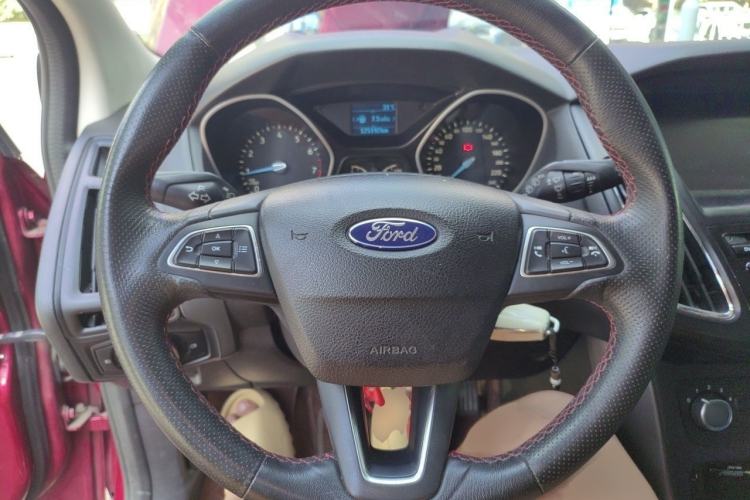 Used Ford Focus 2017 Hatchback 1.6L Manual Comfort Plus SmartDrive Edition Steering Wheel