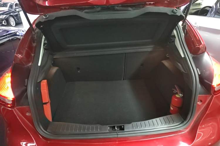 Used Ford Focus 2017 Hatchback 1.6L Automatic Comfort Plus SmartDrive Edition Trunk