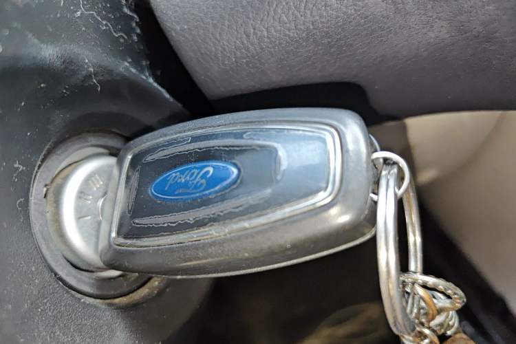 Used Ford Focus 2017 Sedan 1.6L Manual Comfort Plus SmartDrive Edition Vehicle Key