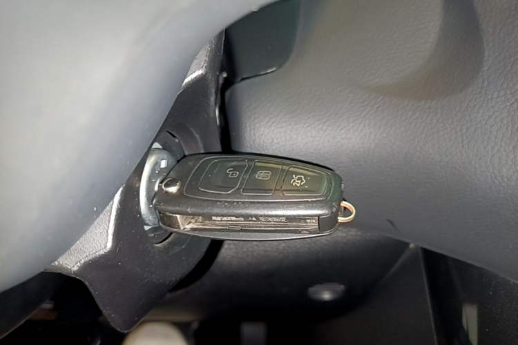 Used Ford Focus 2017 Hatchback EcoBoost 180 Automatic Elite Model Vehicle Key