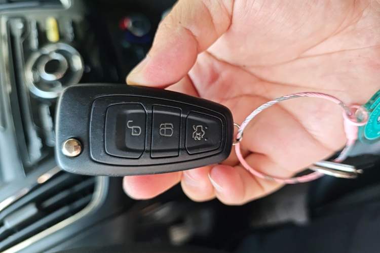 Used Ford Focus 2017 Hatchback 1.6L Automatic Fashion Edition Smart Drive Version Vehicle Key