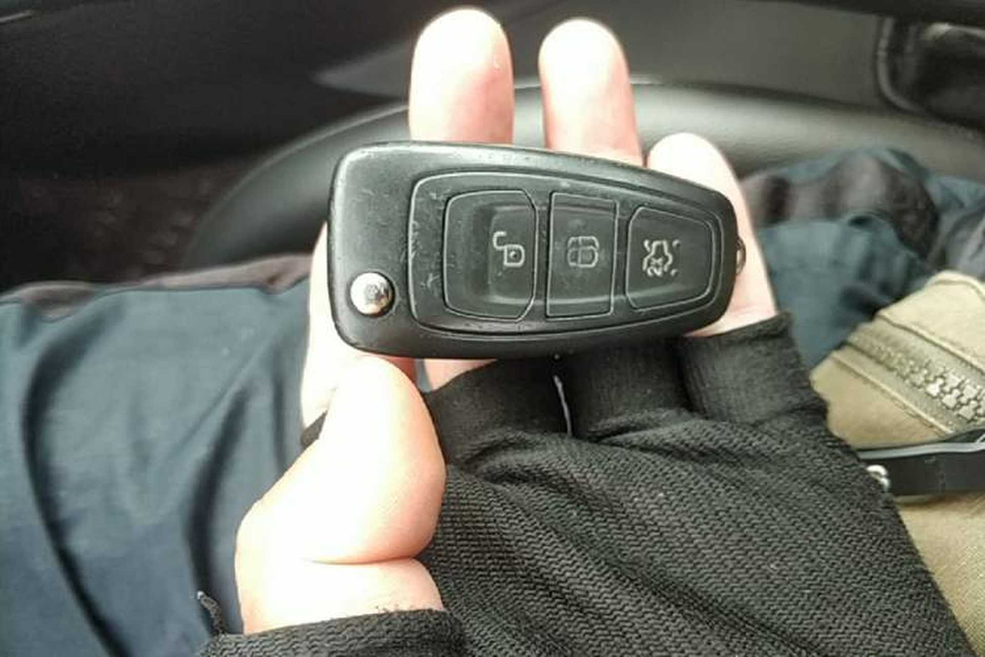 Used Ford Focus 2017 Hatchback 1.6L Manual Fashion Edition SmartDrive Version Vehicle Key