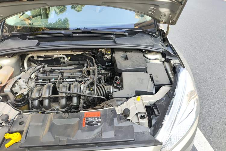 Used Ford Focus 2017 Sedan 1.6L Automatic Comfort Plus SmartDrive Edition Engine Bay Left