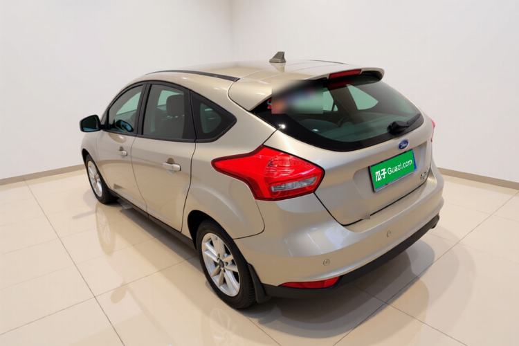Used Ford Focus 2017 Hatchback EcoBoost 125 Automatic - Ultra-Powerful Style Edition with Smart Drive Features Rear Left 45 Deg