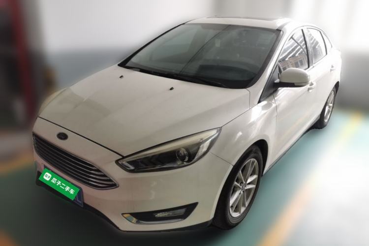 Used Ford Focus 2017 Sedan 1.6L Automatic Fashion Edition Smart Drive Version Guazi used car, China used car export, Used car for sale, Used cars, Cheapest cars for sale