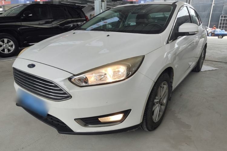 Used Ford Focus 2017 Sedan 1.6L Automatic Fashion Edition Smart Drive Version Guazi used car, China used car export, Used car for sale, Used cars, Cheapest cars for sale