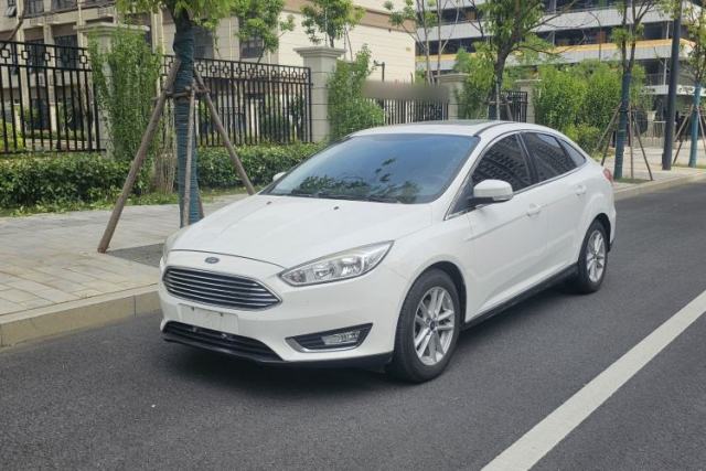 Used Ford Focus 2017 Sedan 1.6L Automatic Fashion Edition Smart Drive Version