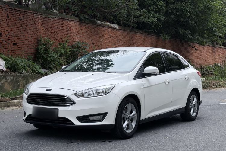 Used Ford Focus 2017 Sedan 1.6L Manual Comfort Plus SmartDrive Edition Guazi used car, China used car export, Used car for sale, Used  cars, Cheapest cars for sale
