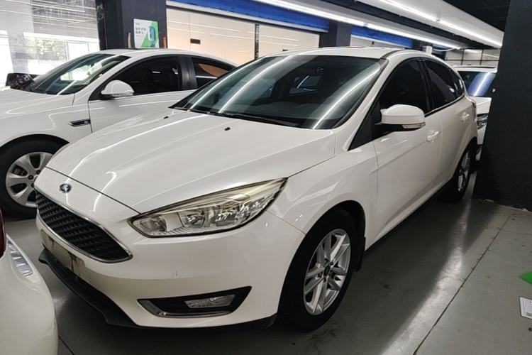 Used Ford Focus 2017 Hatchback 1.6L Automatic Fashion Edition Smart Drive Version Guazi used car, China used car export, Used car for sale, Used cars, Cheapest cars for sale