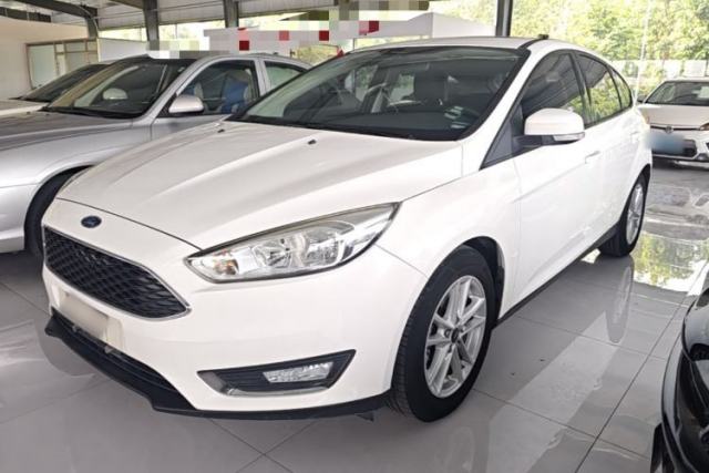 Ojetý Ford Focus 2017 Hatchback 1.6L Automatic Fashion Edition Smart Drive Version