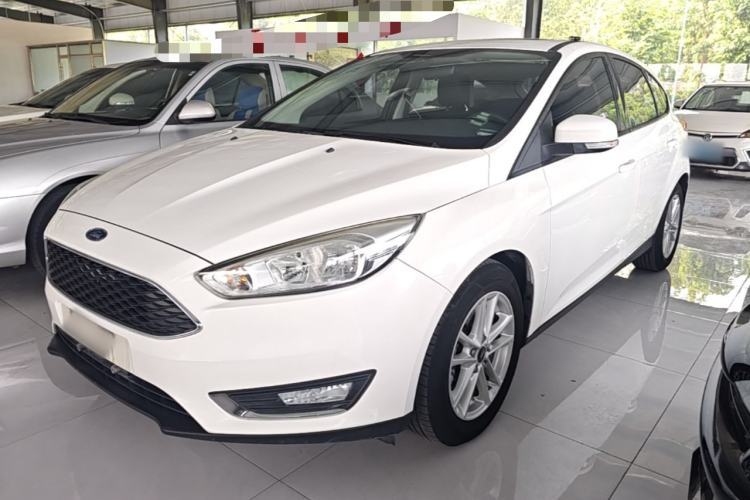 Used Ford Focus 2017 Hatchback 1.6L Automatic Fashion Edition Smart Drive Version Guazi used car, China used car export, Used car for sale, Used cars, Cheapest cars for sale