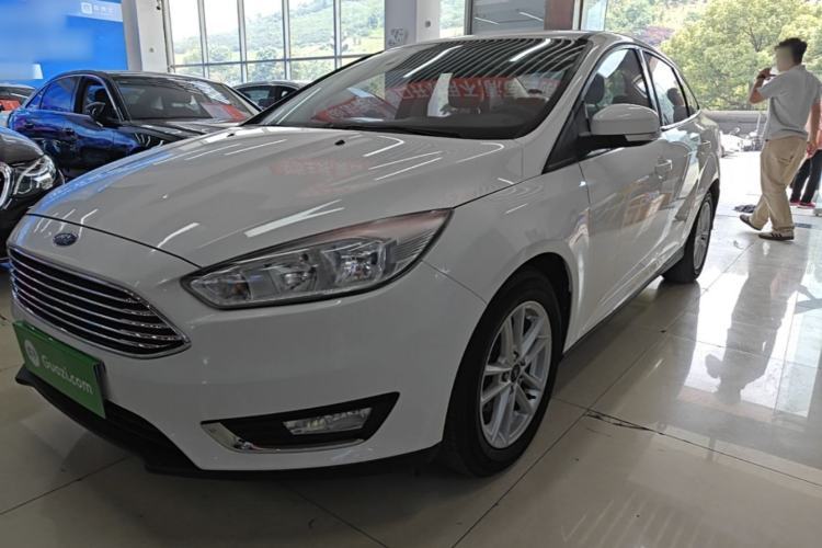 Used Ford Focus 2017 Sedan 1.6L Automatic Fashion Edition Smart Drive Version Guazi used car, China used car export, Used car for sale, Used cars, Cheapest cars for sale