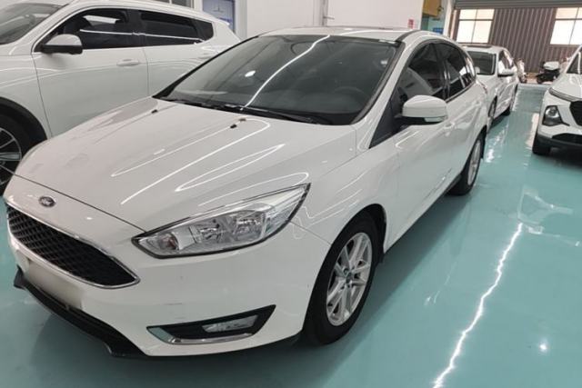 Used Ford Focus 2017 Hatchback EcoBoost 125 Automatic - Ultra-Powerful Style Edition with Smart Drive Features