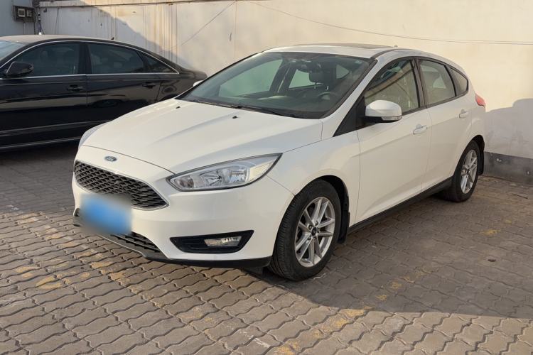 Used Ford Focus 2017 Hatchback 1.6L Automatic Fashion Edition Smart Drive Version Guazi used car, China used car export, Used car for sale, Used  cars, Cheapest cars for sale