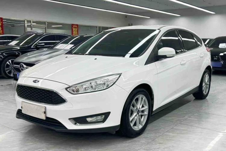 Used Ford Focus 2017 Hatchback EcoBoost 125 Automatic - Ultra-Powerful Style Edition with Smart Drive Features Guazi used car, China used car export, Used car for sale, Used  cars, Cheapest cars for sale