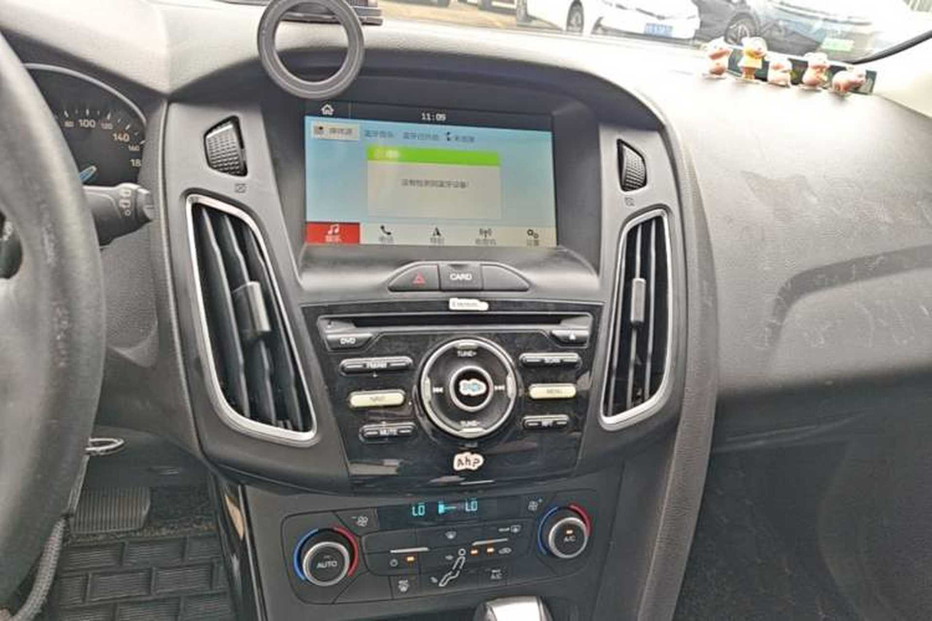 Used Ford Focus 2017 Hatchback EcoBoost 125 Automatic - Ultra-Powerful Style Edition with Smart Drive Features Audio And AC Panel