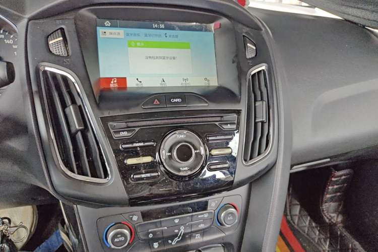 Used Ford Focus 2017 Sedan 1.6L Automatic Fashion Edition Smart Drive Version Audio And AC Panel