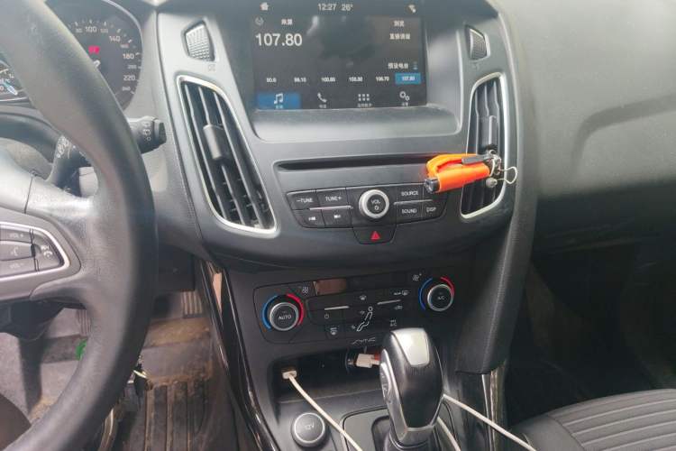 Used Ford Focus 2017 Hatchback EcoBoost 180 Automatic Elite Model Audio And AC Panel