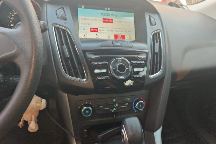 Used Ford Focus 2017 Hatchback 1.6L Automatic Comfort Plus SmartDrive Edition Audio And AC Panel