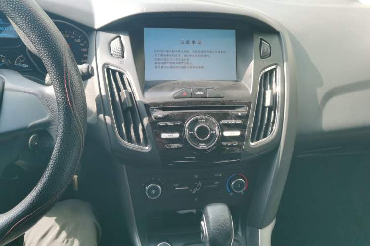 Used Ford Focus 2017 Hatchback 1.6L Automatic Comfort Plus SmartDrive Edition Audio And AC Panel