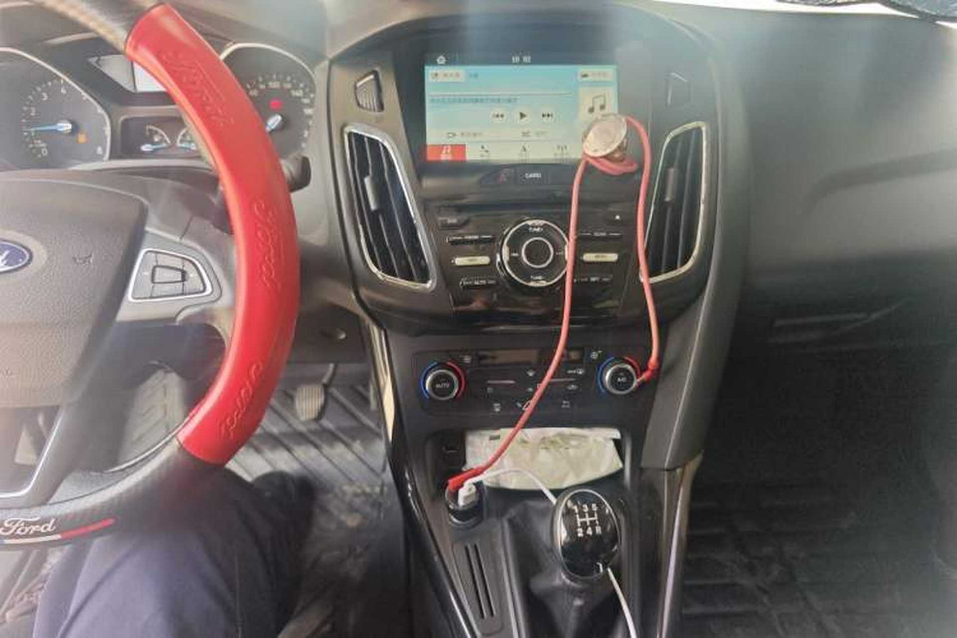 Used Ford Focus 2017 Sedan EcoBoost 125 Manual – Ultra-Style Edition with SmartDrive Features Audio And AC Panel