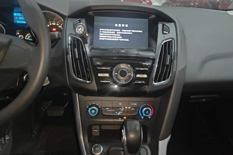 Used Ford Focus 2017 Hatchback 1.6L Automatic Comfort Plus SmartDrive Edition Audio And AC Panel