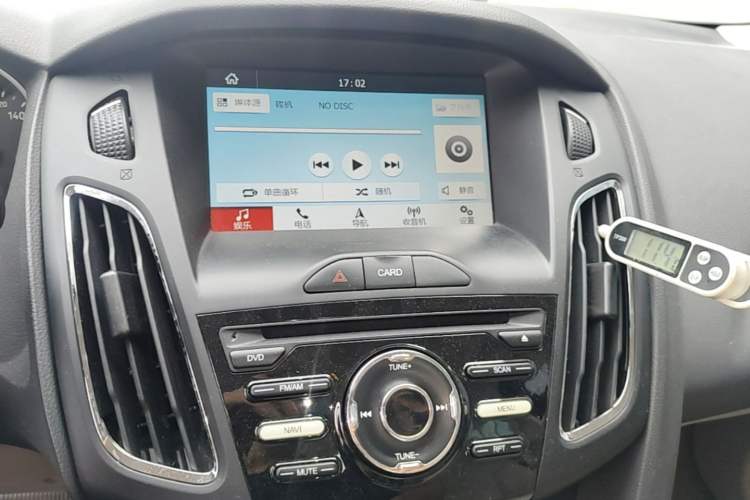 Used Ford Focus 2017 Sedan 1.6L Automatic Comfort Plus SmartDrive Edition Audio And AC Panel