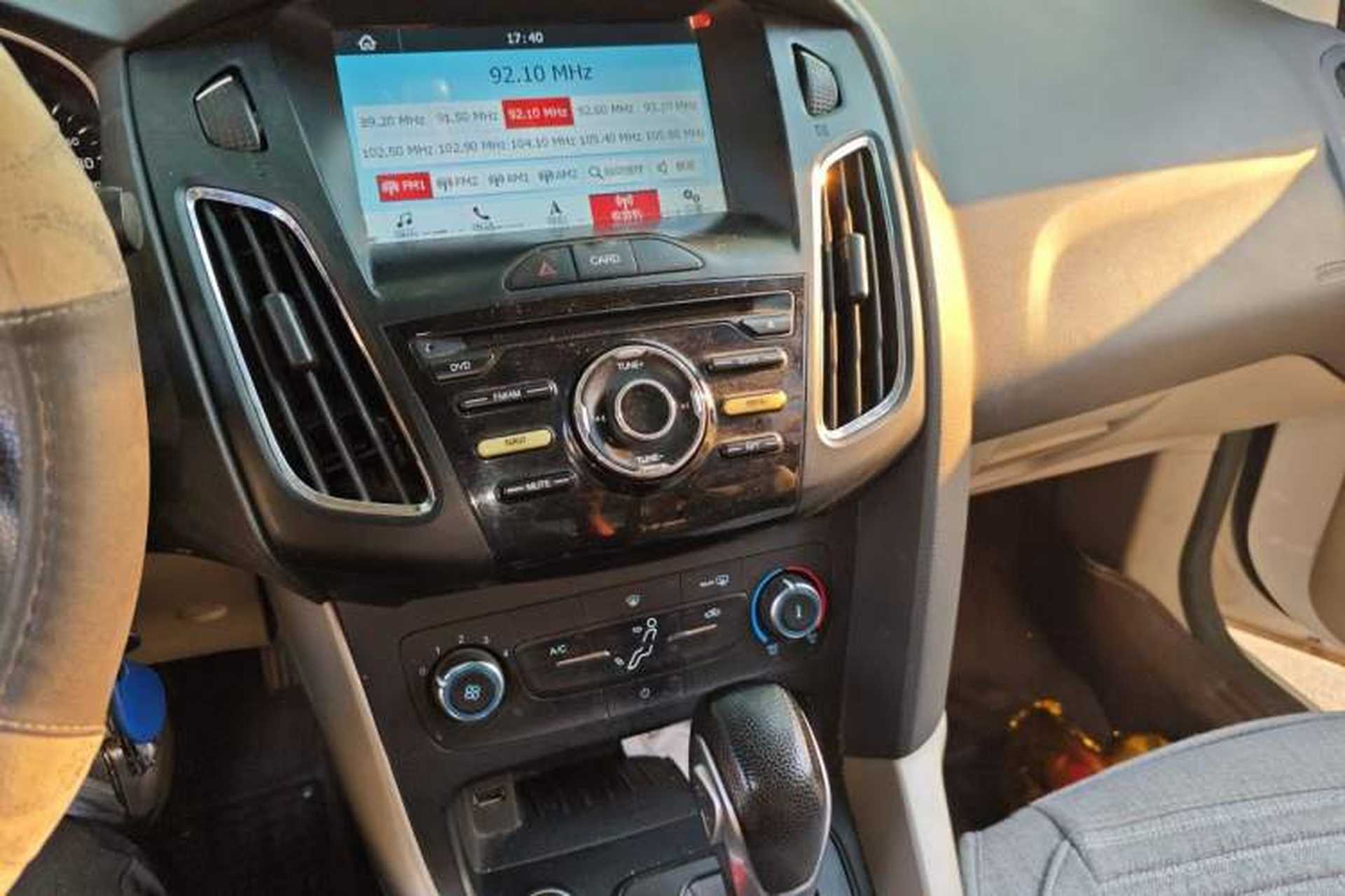 Used Ford Focus 2017 Sedan 1.6L Automatic Comfort Plus SmartDrive Edition Audio And AC Panel