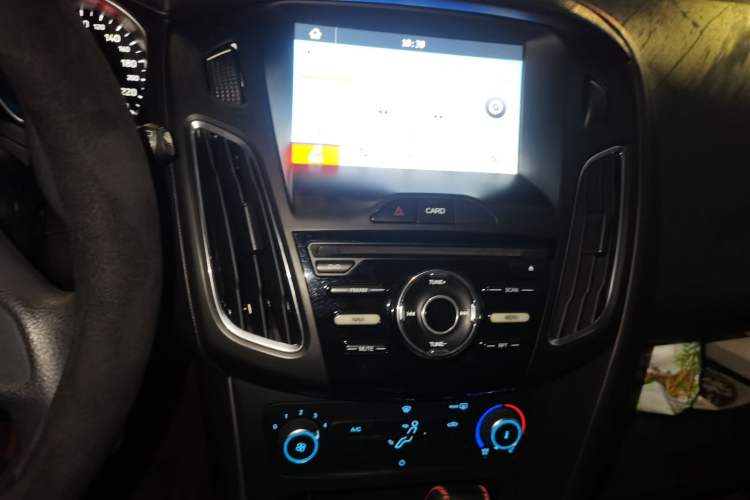 Used Ford Focus 2017 Hatchback 1.6L Automatic Comfort Plus SmartDrive Edition Audio And AC Panel