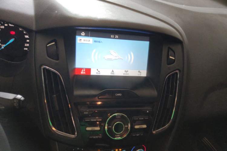 Used Ford Focus 2017 Hatchback 1.6L Automatic Comfort Plus SmartDrive Edition Audio And AC Panel