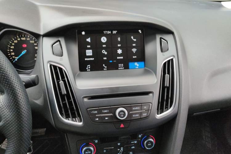 Used Ford Focus 2017 Sedan EcoBoost 180 Automatic Elite Model Audio And AC Panel