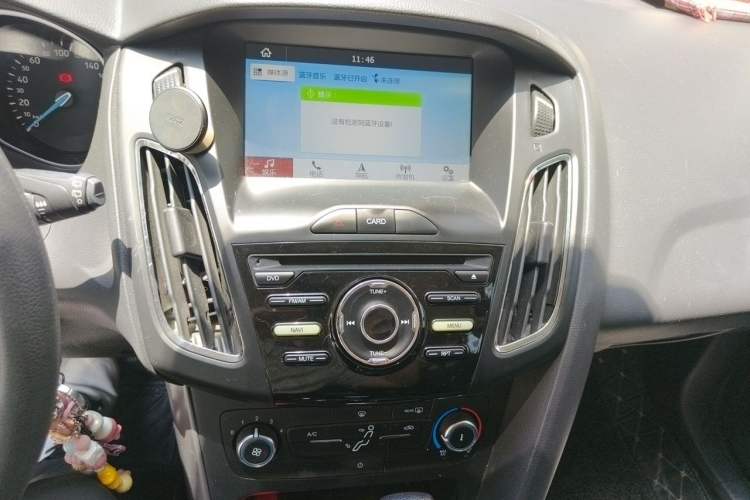 Used Ford Focus 2017 Hatchback 1.6L Automatic Comfort Plus SmartDrive Edition Audio And AC Panel