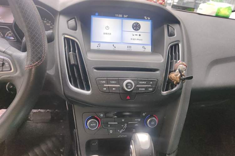 Used Ford Focus 2017 Sedan EcoBoost 180 Automatic Elite Model Audio And AC Panel
