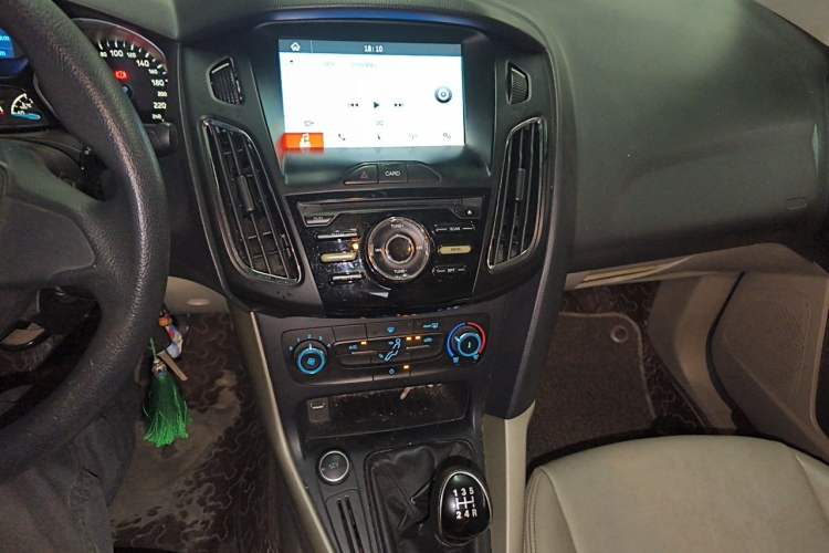 Used Ford Focus 2017 Sedan 1.6L Manual Comfort Plus SmartDrive Edition Audio And AC Panel