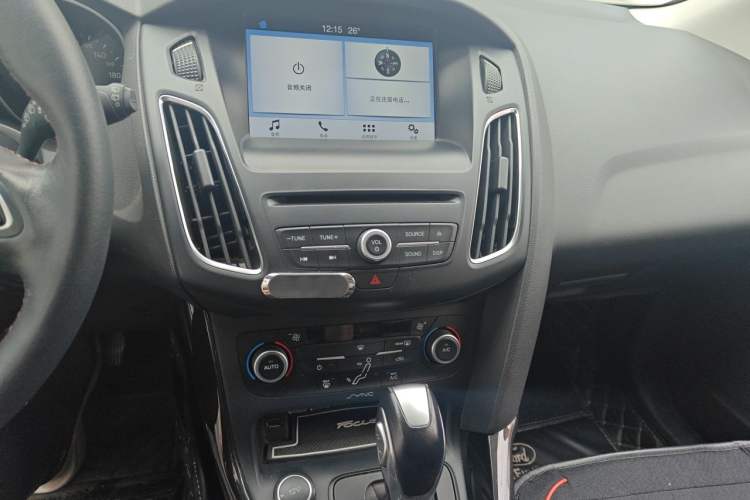 Used Ford Focus 2017 1.5T CTCC White and Black Limited Edition Audio And AC Panel