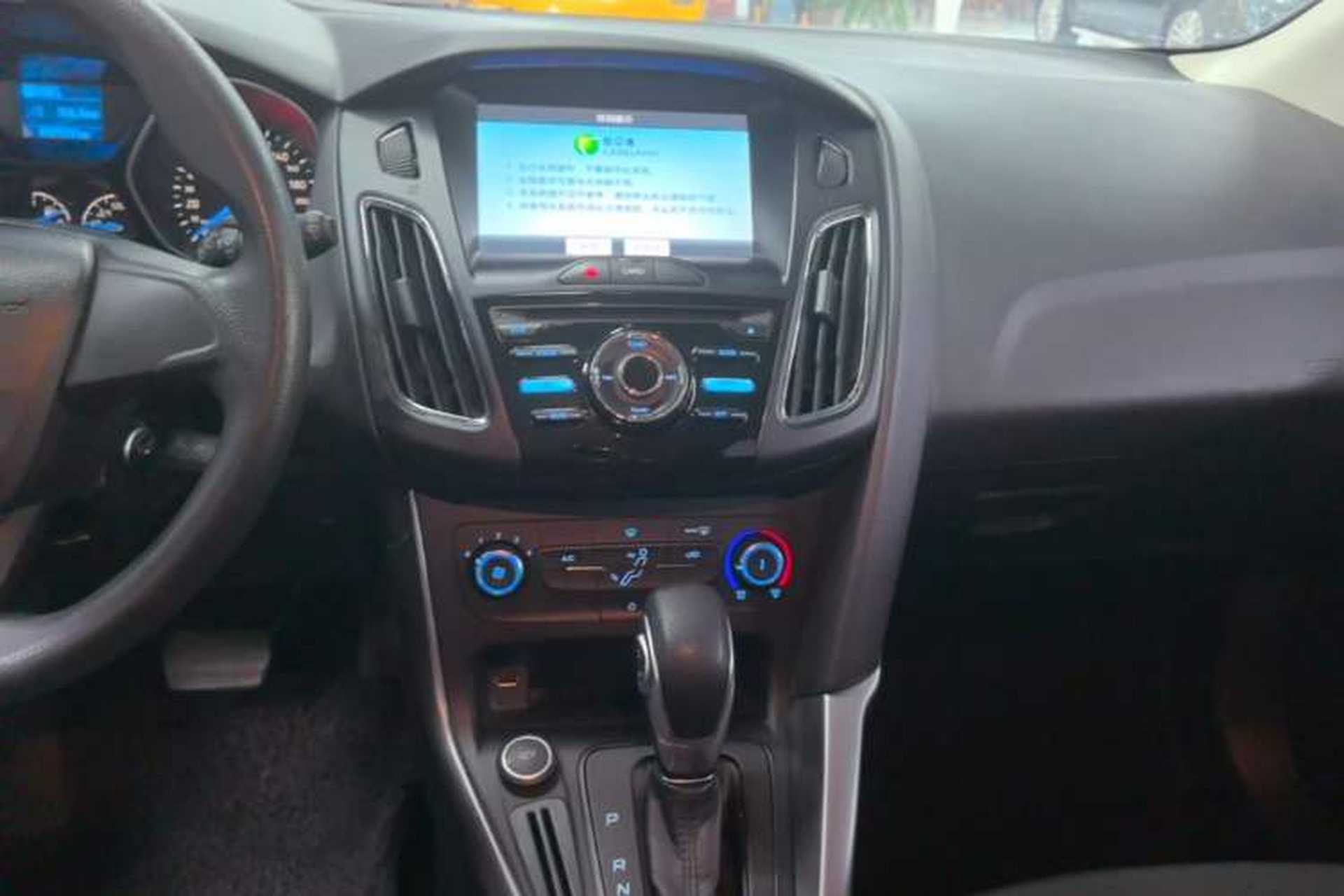 Used Ford Focus 2017 Hatchback 1.6L Automatic Comfort Plus SmartDrive Edition Audio And AC Panel
