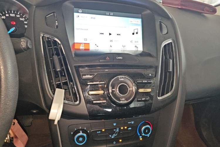 Used Ford Focus 2017 Hatchback 1.6L Manual Comfort Plus SmartDrive Edition Audio And AC Panel