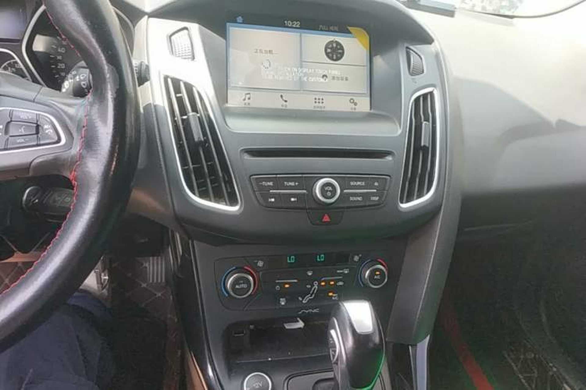 Used Ford Focus 2017 Hatchback EcoBoost 180 Automatic Elite Model Audio And AC Panel