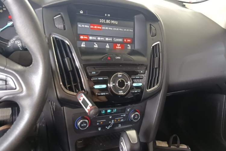 Used Ford Focus 2017 Hatchback EcoBoost 125 Automatic - Ultra-Powerful Style Edition with Smart Drive Features Audio And AC Panel
