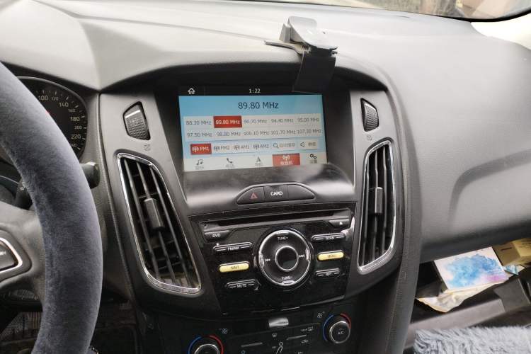 Used Ford Focus 2017 Sedan 1.6L Automatic Fashion Edition Smart Drive Version Audio And AC Panel