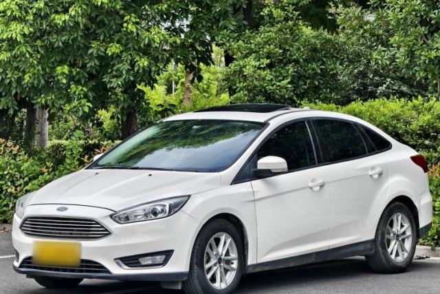 Used Ford Focus 2017 Sedan 1.6L Automatic Fashion Edition Smart Drive Version