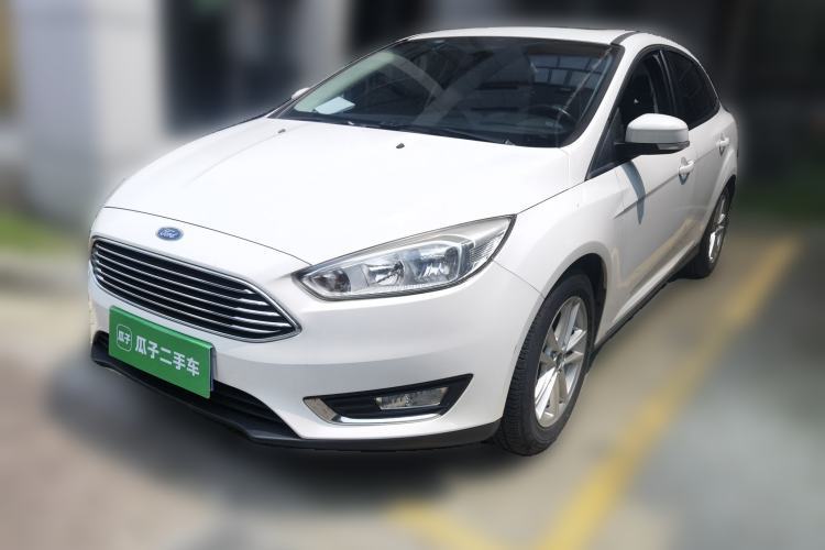 Used Ford Focus 2017 Sedan 1.6L Automatic Fashion Edition Smart Drive Version Guazi used car, China used car export, Used car for sale, Used  cars, Cheapest cars for sale