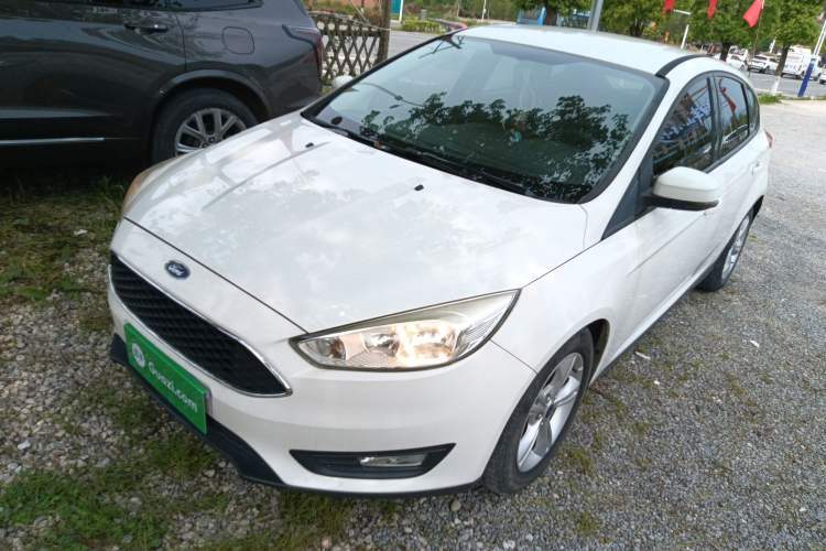 Used Ford Focus 2017 Hatchback 1.6L Automatic Comfort Plus SmartDrive Edition Guazi used car, China used car export, Used car for sale, Used  cars, Cheapest cars for sale