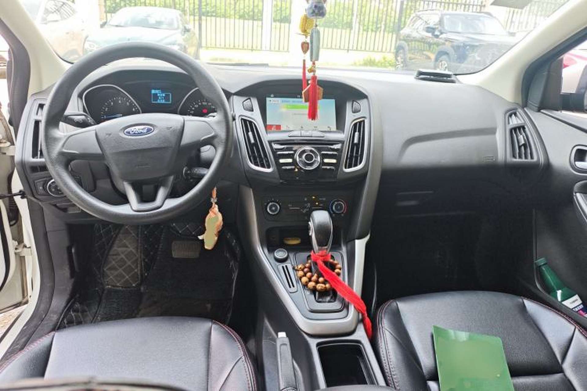 Used Ford Focus 2017 Hatchback 1.6L Automatic Comfort Plus SmartDrive Edition Center Console