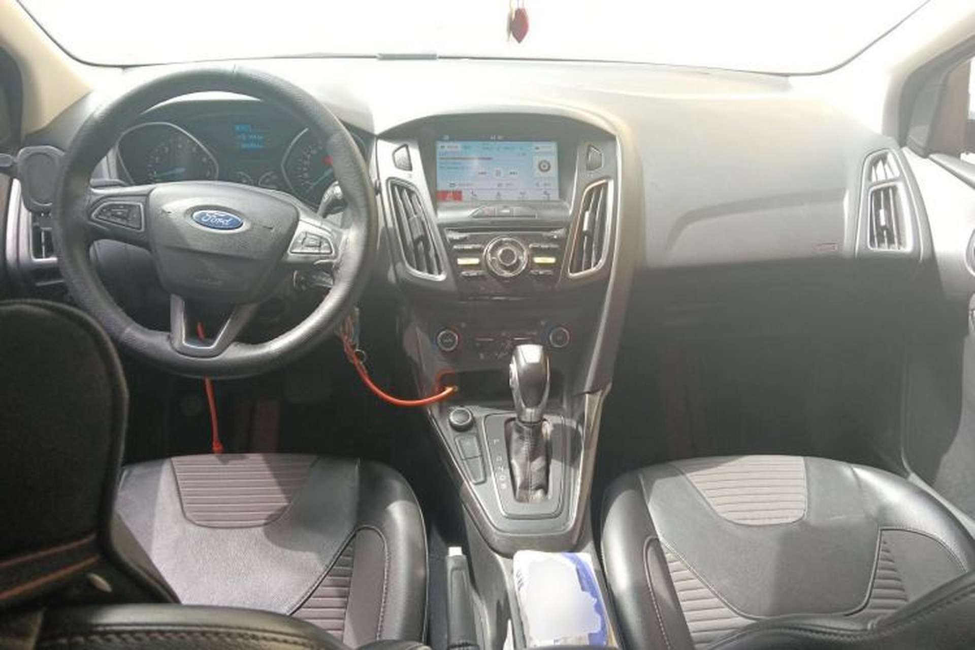 Used Ford Focus 2017 Hatchback EcoBoost 125 Automatic - Ultra-Powerful Style Edition with Smart Drive Features Center Console
