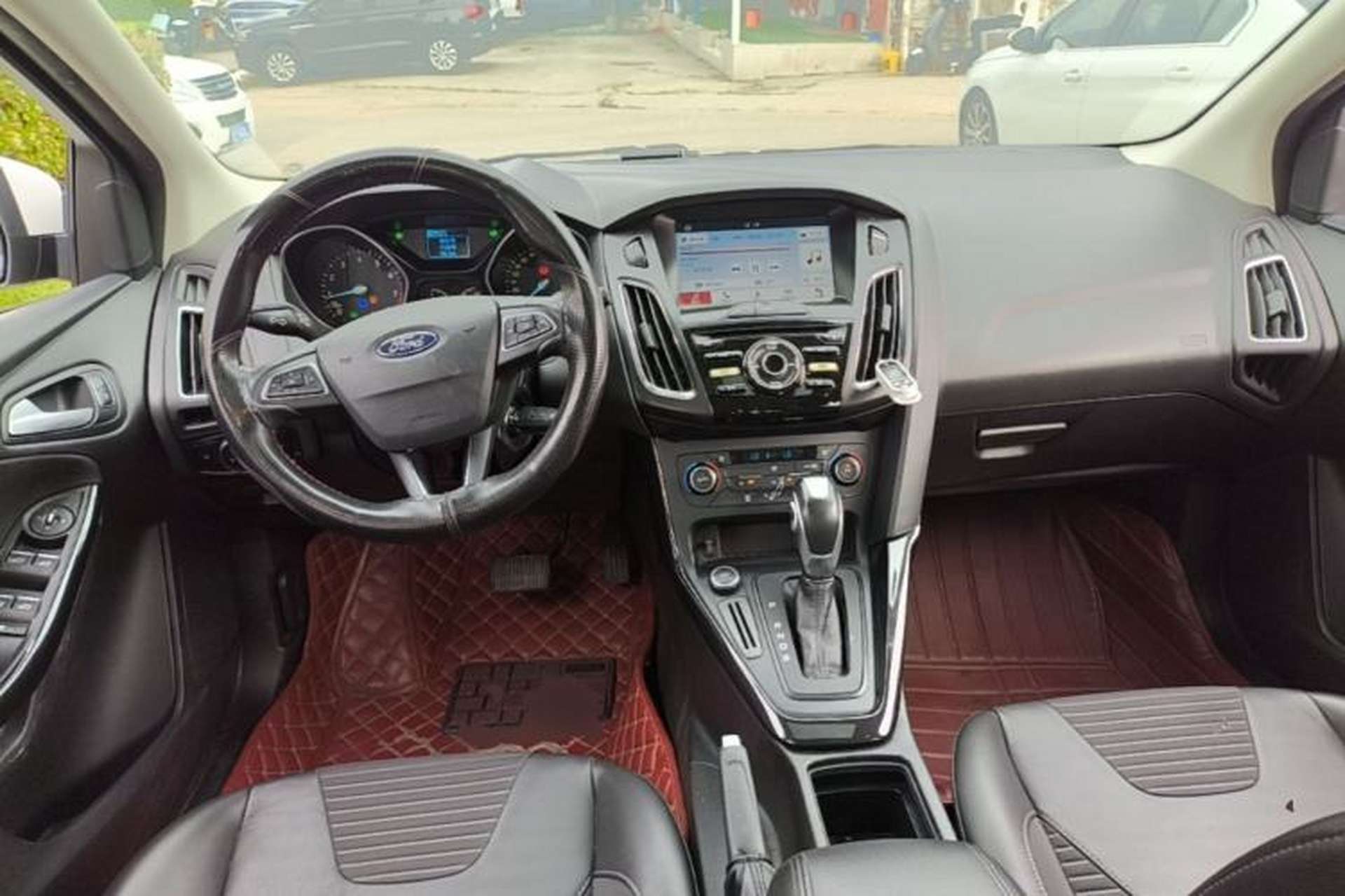 Used Ford Focus 2017 Hatchback 1.6L Automatic Fashion Edition Smart Drive Version Center Console
