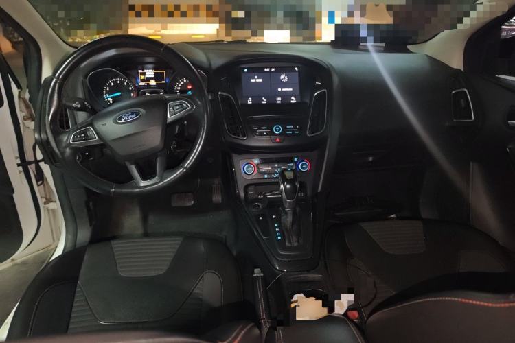 Used Ford Focus 2017 1.5T CTCC White and Black Limited Edition Center Console
