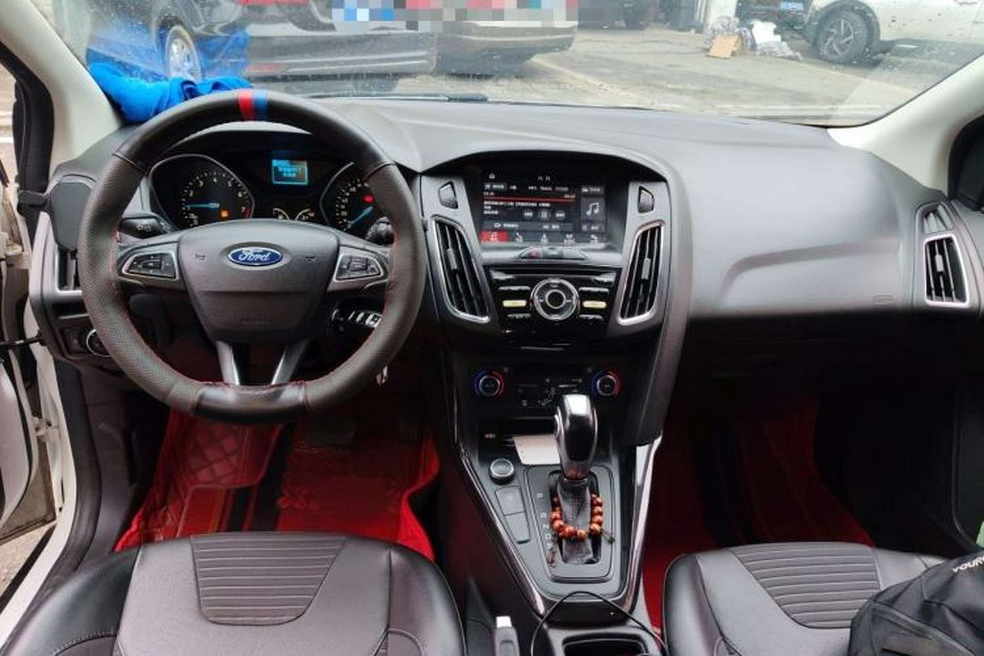 Used Ford Focus 2017 Hatchback EcoBoost 125 Automatic - Ultra-Powerful Style Edition with Smart Drive Features Center Console