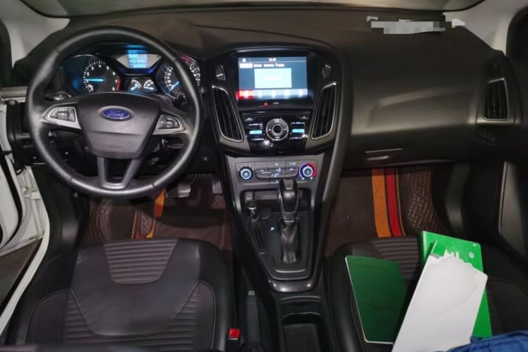 Used Ford Focus 2017 Hatchback 1.6L Automatic Fashion Edition Smart Drive Version Center Console