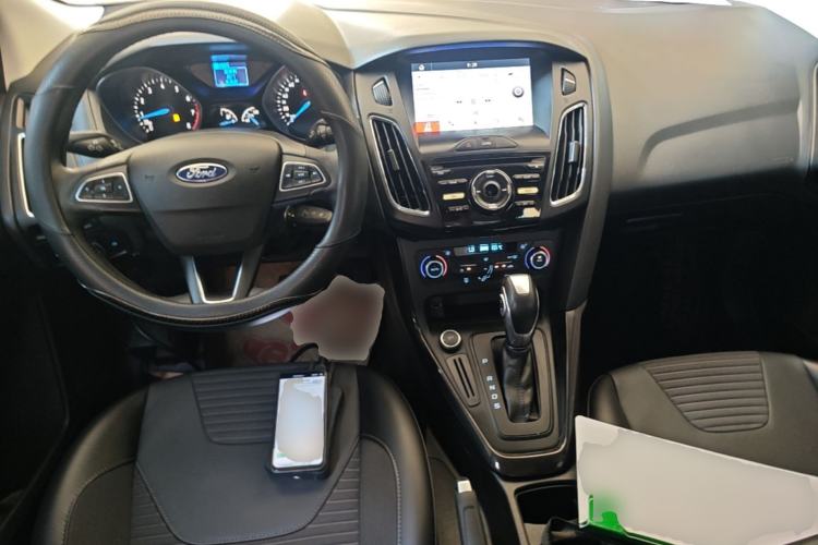 Used Ford Focus 2017 Sedan 1.6L Automatic Fashion Edition Smart Drive Version Center Console